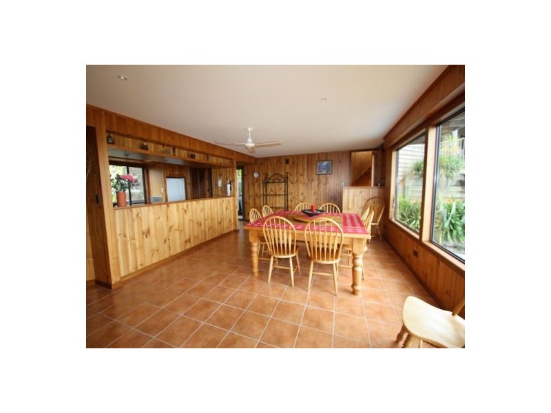 615 Beechmont Road, Lower Beechmont QLD 4211