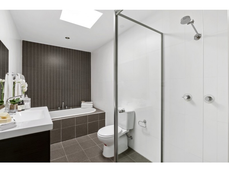 20a Alfred Street, St Peters NSW 2044