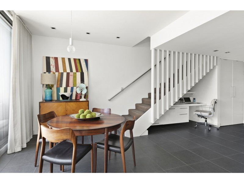 433/12 Danks Street, Waterloo NSW 2017