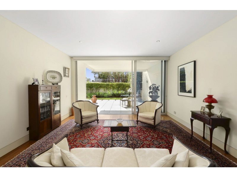 1/2 Ian Street, Rose Bay NSW 2029