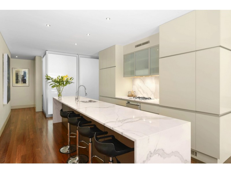 1/2 Ian Street, Rose Bay NSW 2029