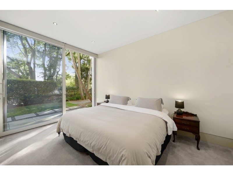 1/2 Ian Street, Rose Bay NSW 2029