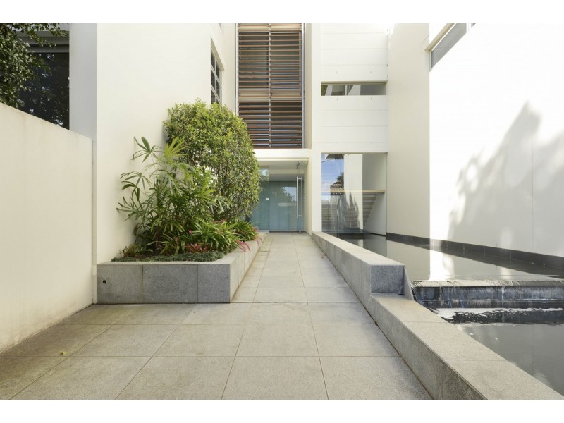 1/2 Ian Street, Rose Bay NSW 2029