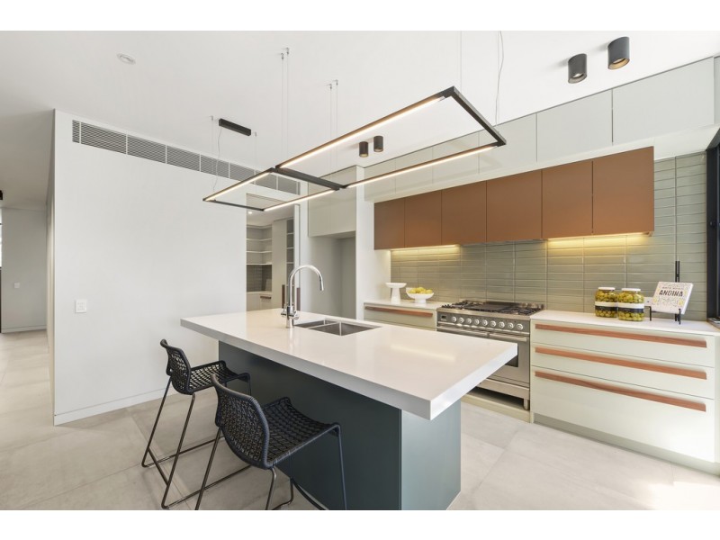 104 Bondi Road, Bondi Junction NSW 2022