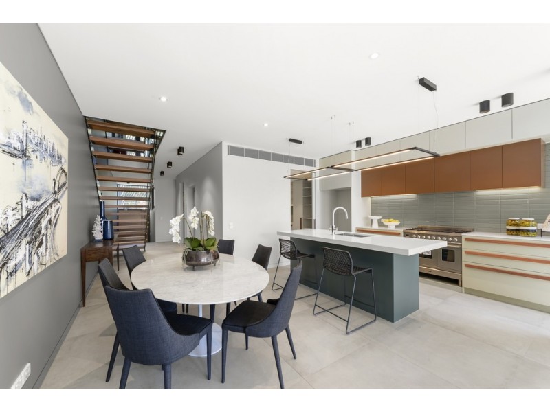 104 Bondi Road, Bondi Junction NSW 2022