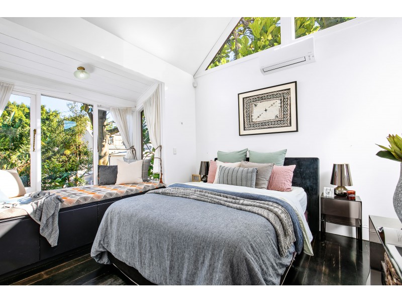 2 Donald Place, Bondi Junction NSW 2022