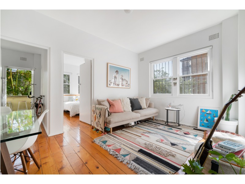 2/52a Sir Thomas Mitchell Road, Bondi Beach NSW 2026