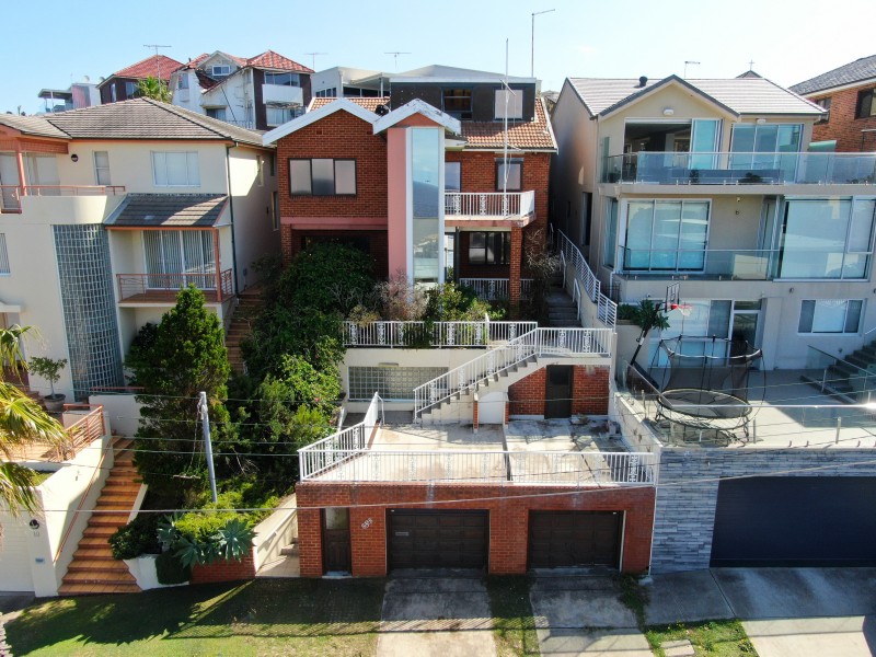 8 Mermaid Avenue, Maroubra NSW 2035