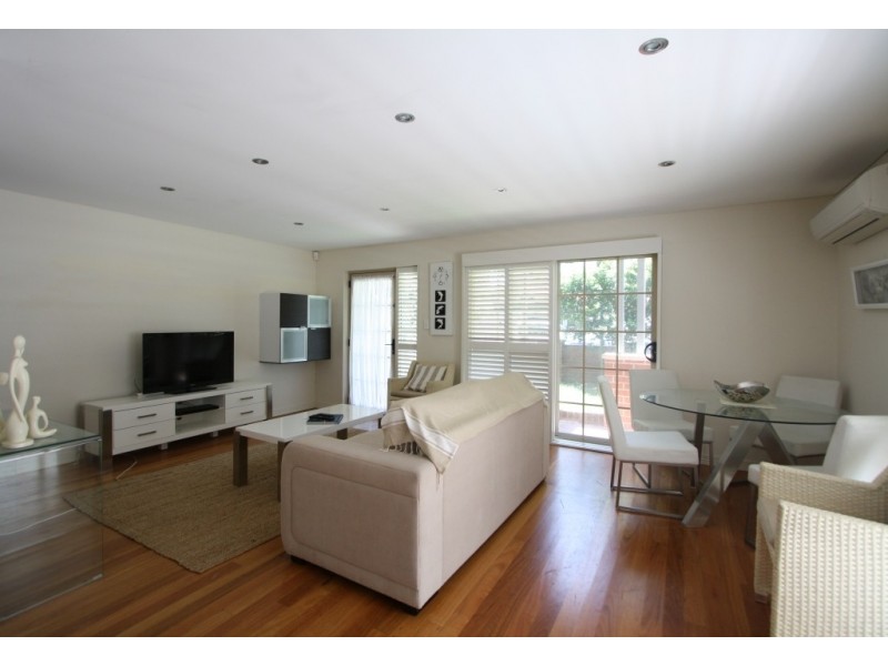 2/7-11 Consett Avenue, Bondi Beach NSW 2026