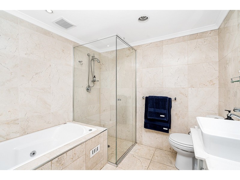 2/30-34 Penkivil Street, Bondi NSW 2026