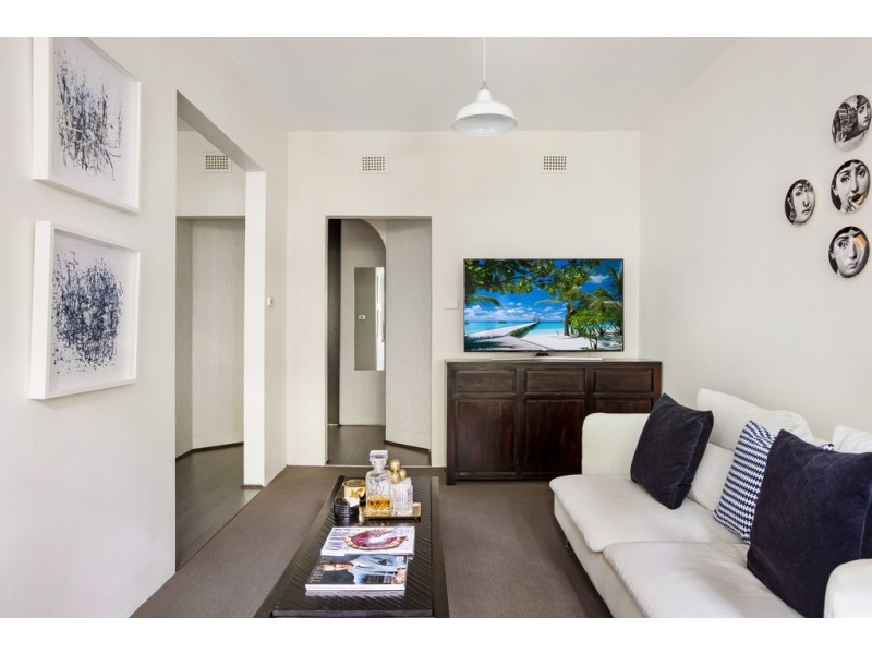 6/103 Cathedral Street, Woolloomooloo NSW 2011