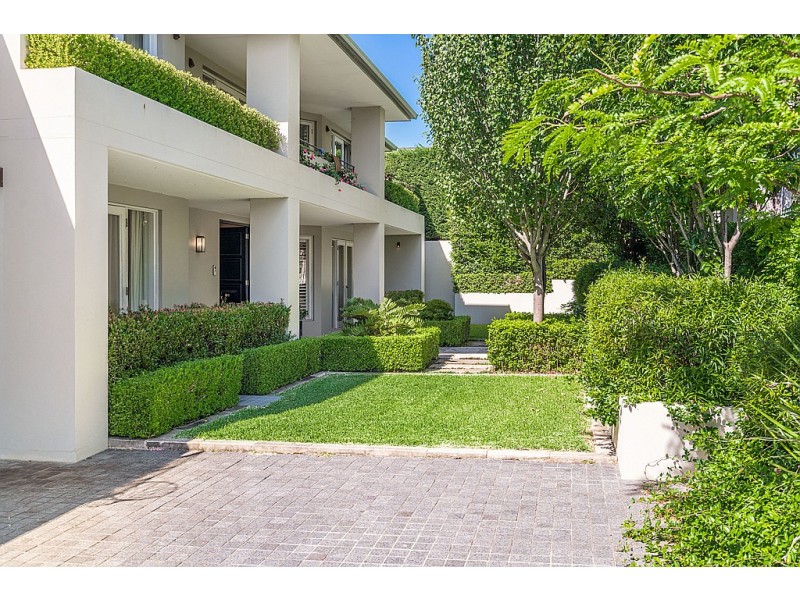 11B Fitzwilliam Road, Vaucluse NSW 2030