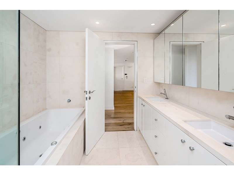 11B Fitzwilliam Road, Vaucluse NSW 2030