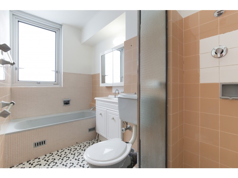 25/8-14 Fullerton Street, Woollahra NSW 2025