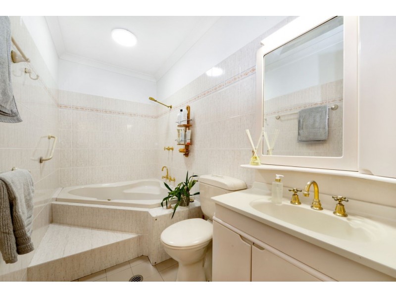 82 Brighton Boulevard, North Bondi NSW 2026