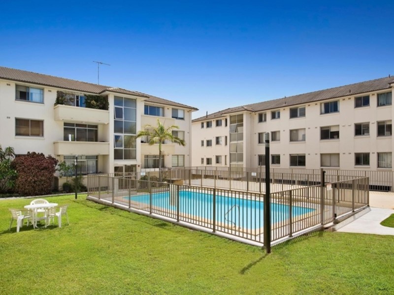 17/15 Wallis Parade, North Bondi NSW 2026