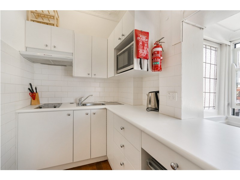 2/77 Gould Street, Bondi Beach NSW 2026