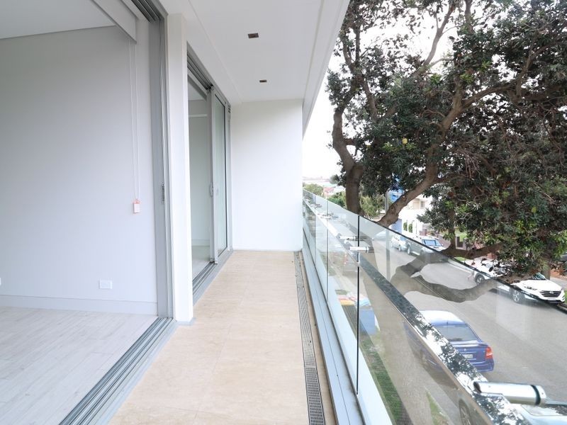 2/300 Campbell Parade, North Bondi NSW 2026