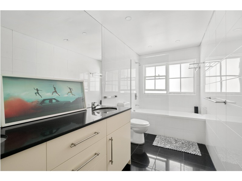 2/10 Sandridge Street, Bondi Beach NSW 2026