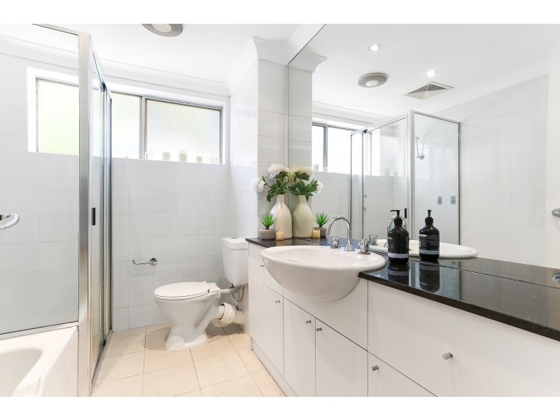 16/685 Old South Head Road, Vaucluse NSW 2030