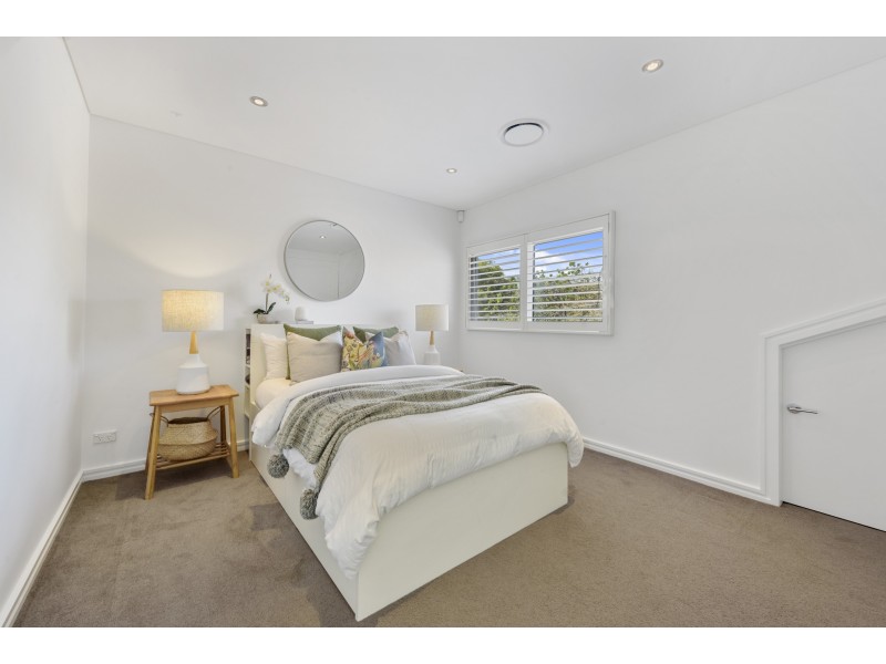 13 Glenayr Avenue, North Bondi NSW 2026