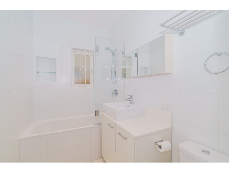 4/84 Beach Road, Bondi Beach NSW 2026