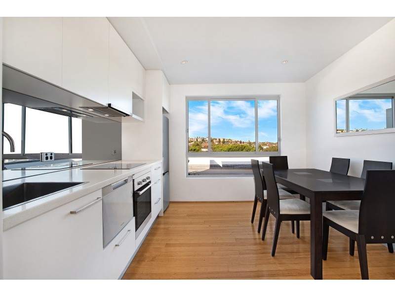 3/379 Old South Head Road, North Bondi NSW 2026