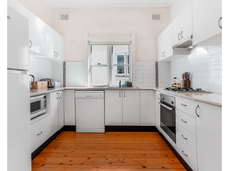 104 Warners Avenue, Bondi Beach NSW 2026