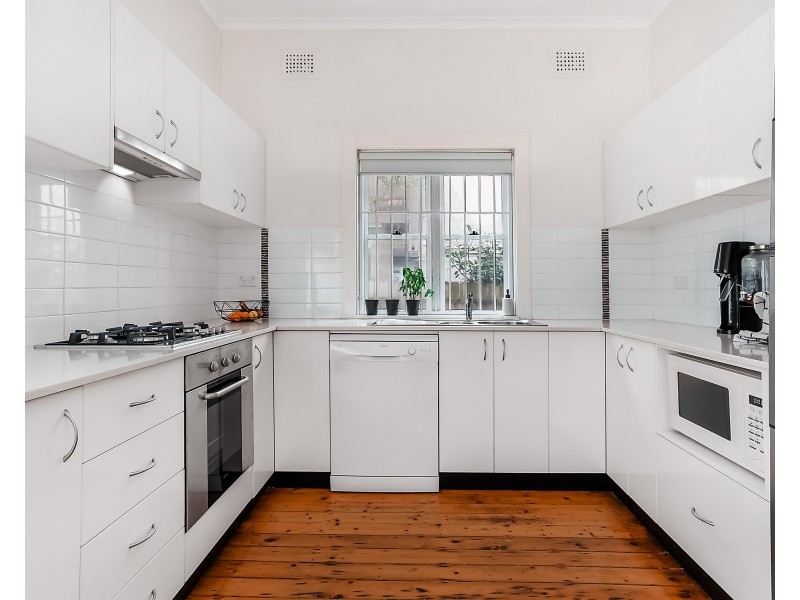 104 Warners Avenue, Bondi Beach NSW 2026