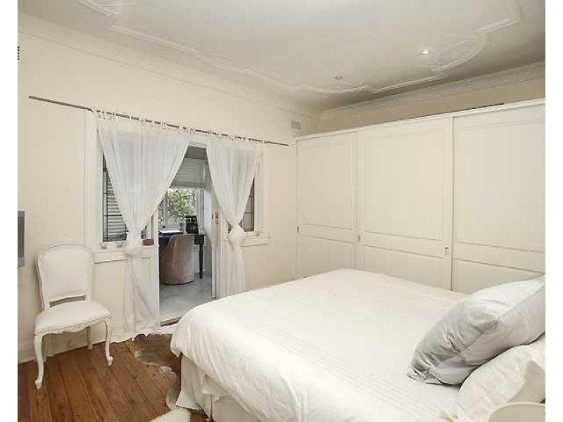 63 Reina Street, North Bondi NSW 2026