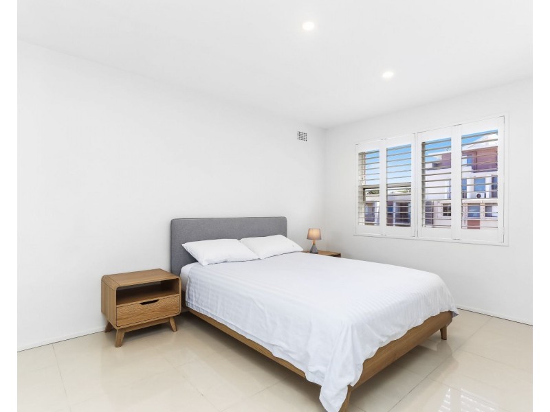 2/1 Young Street, Vaucluse NSW 2030