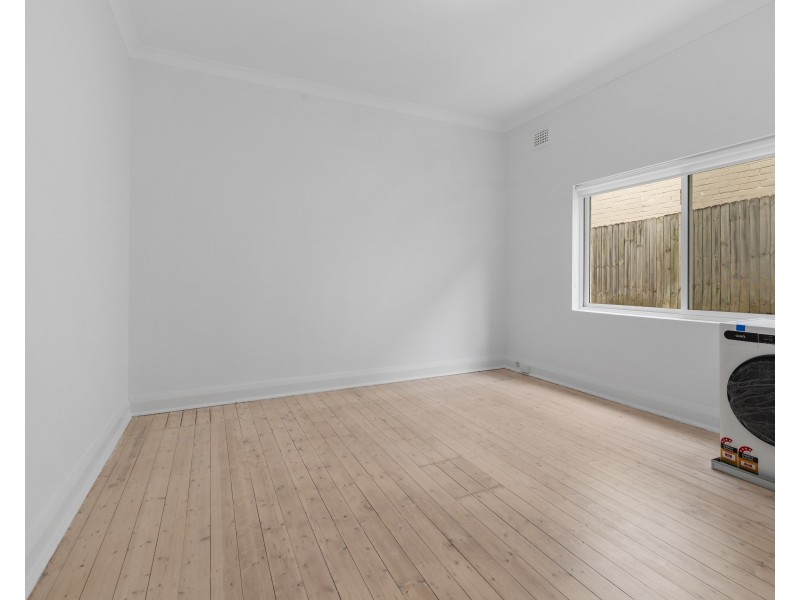 2/11A Fletcher Street, Tamarama NSW 2026