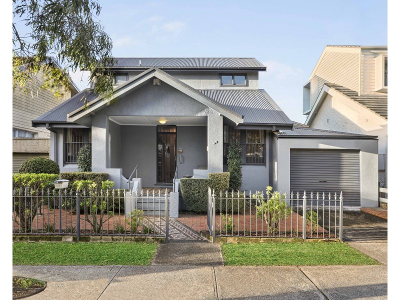 93 Beach Road, North Bondi NSW 2026