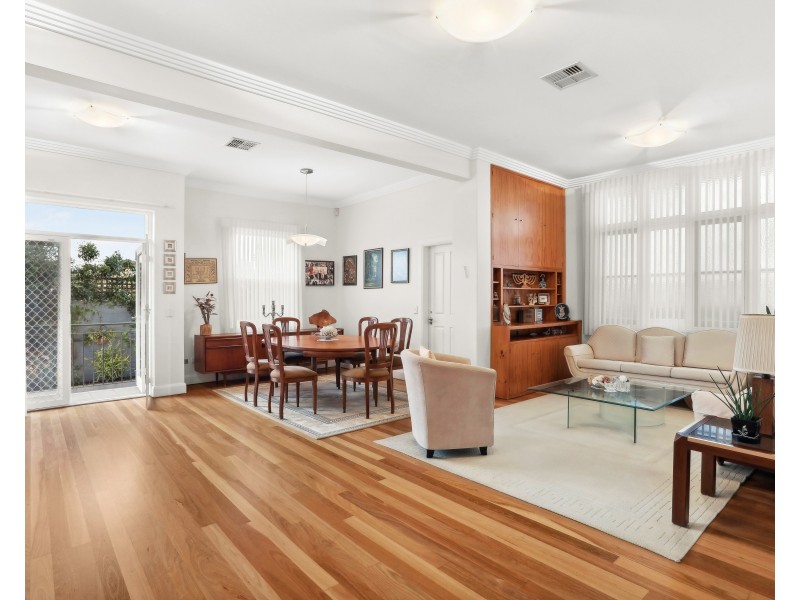 93 Beach Road, North Bondi NSW 2026