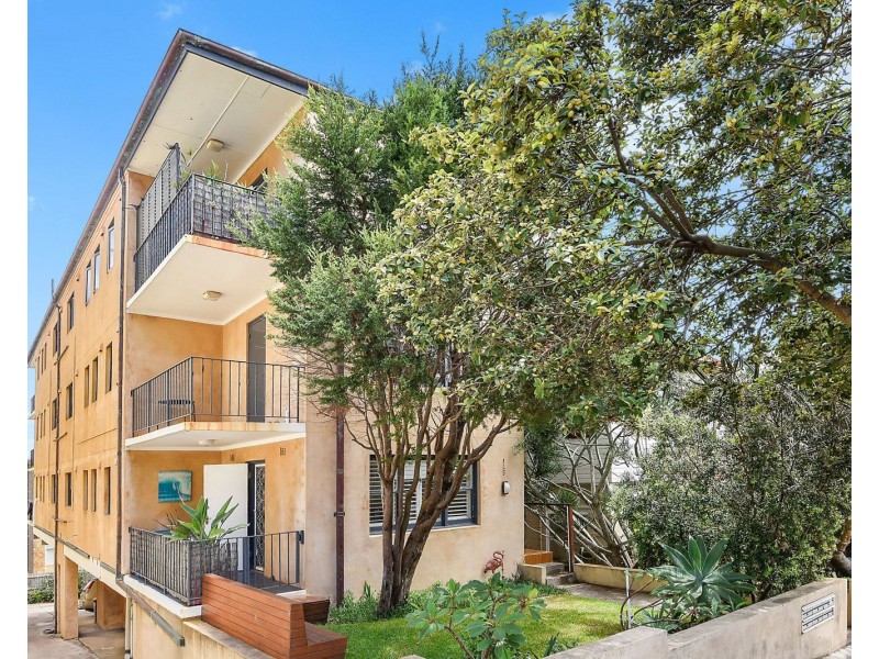 1/145 Hastings Parade, North Bondi NSW 2026