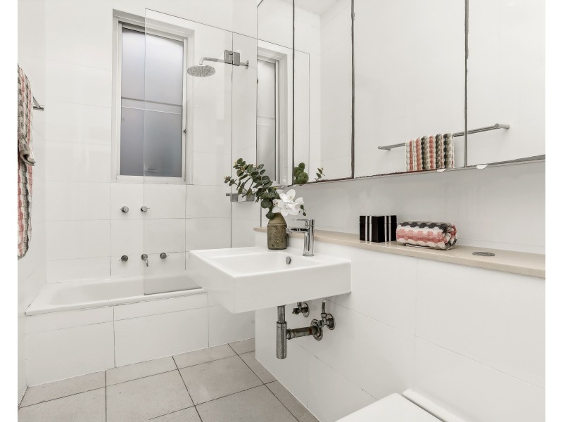 5 Forest Knoll Avenue, Bondi Beach NSW 2026