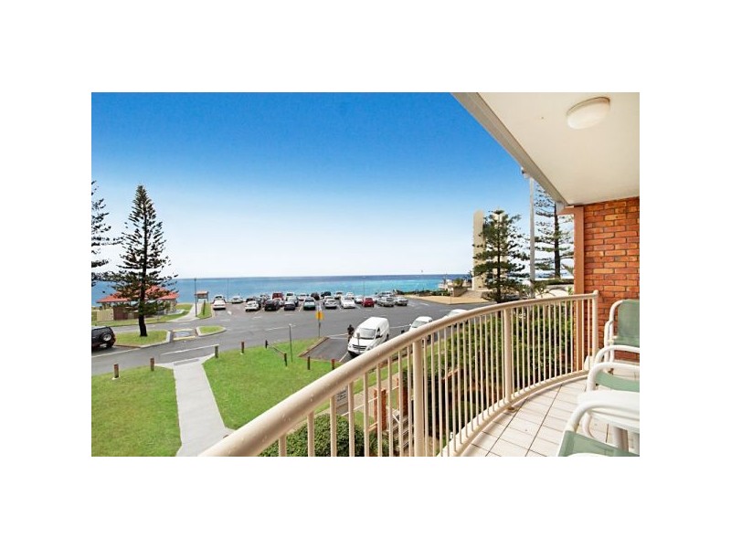 8/6 Petrie Street, Rainbow Bay QLD 4225