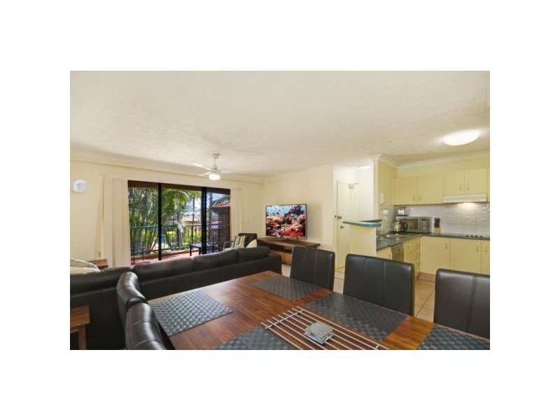 6/27 Dutton Street, Coolangatta QLD 4225