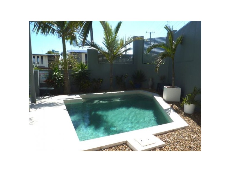 1/80 Stapylton Street, Coolangatta QLD 4225