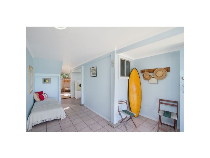 196 Pacific Parade, Bilinga QLD 4225