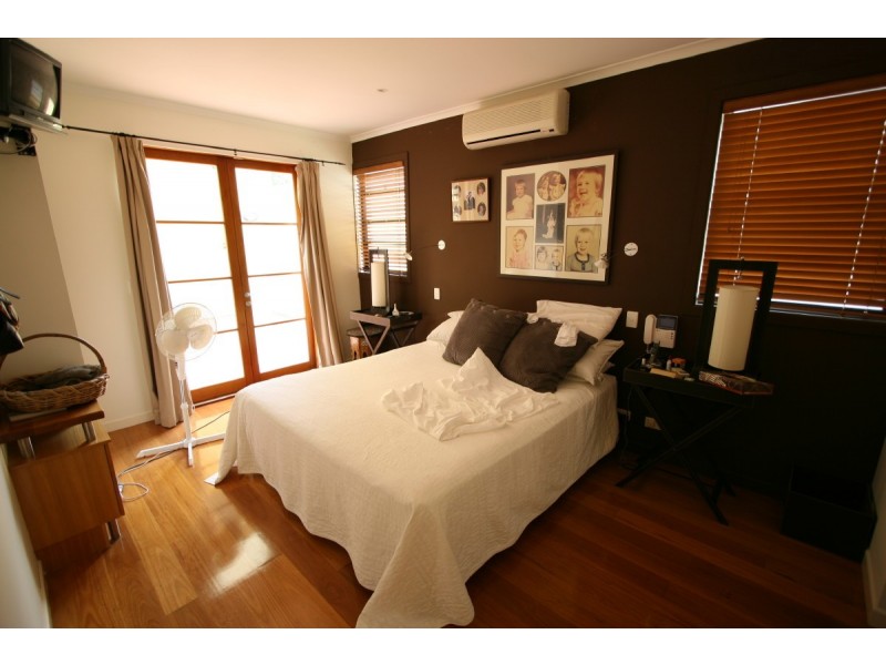 4 Dilkera St, Balmoral QLD 4171