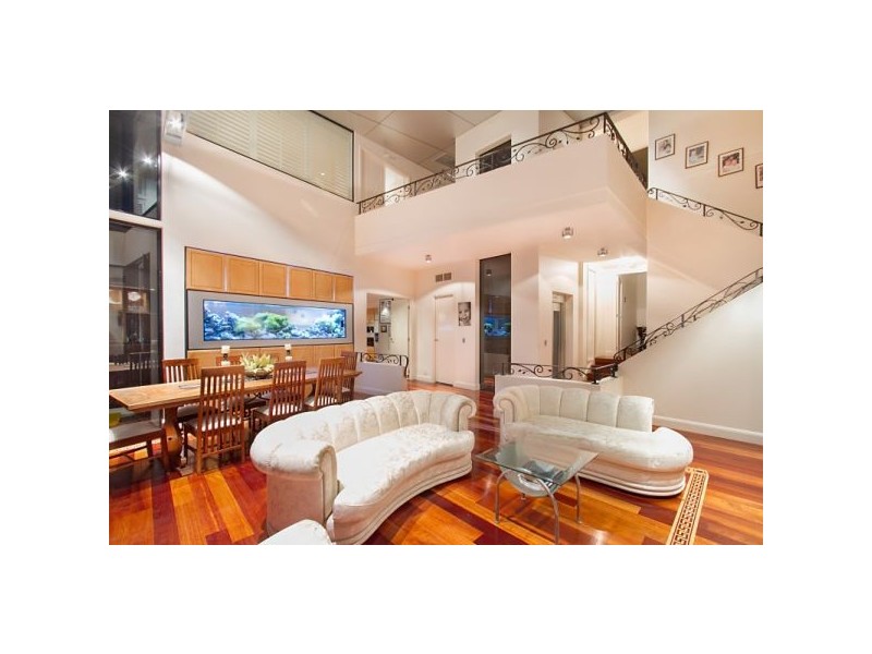 99 Garrick Street, Coolangatta QLD 4225