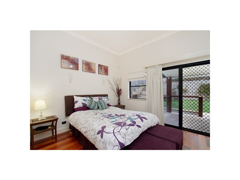 99 Garrick Street, Coolangatta QLD 4225