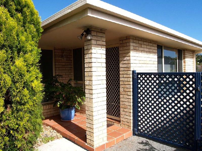 2/11 Tralee Drive, Banora Point NSW 2486