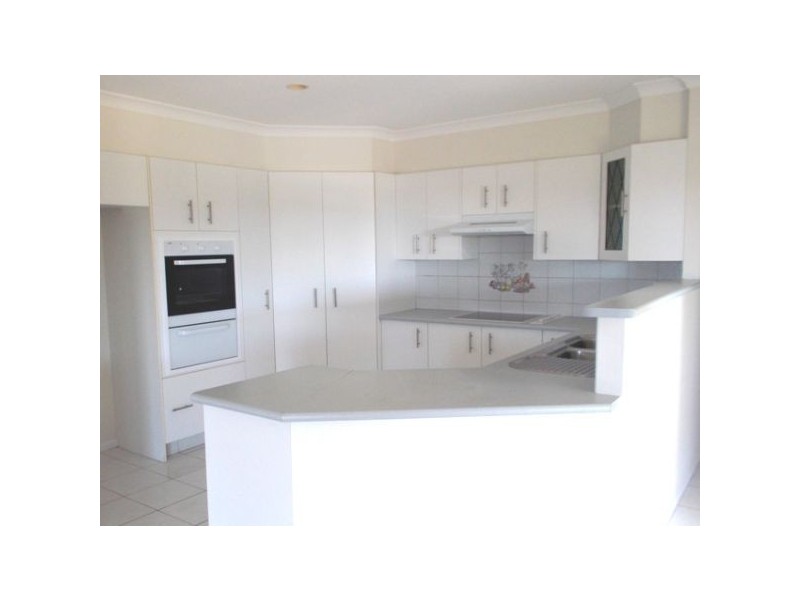 26 Chestnut Drive, Banora Point NSW 2486