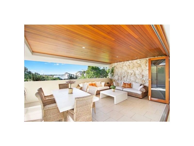 1/61 Garrick Street, Coolangatta QLD 4225