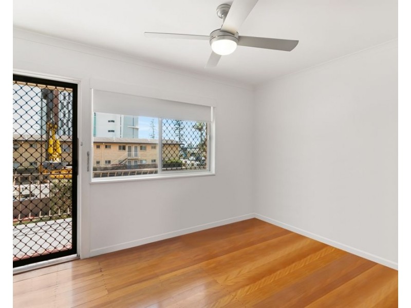 3/9 Douglas Street, Kirra QLD 4225