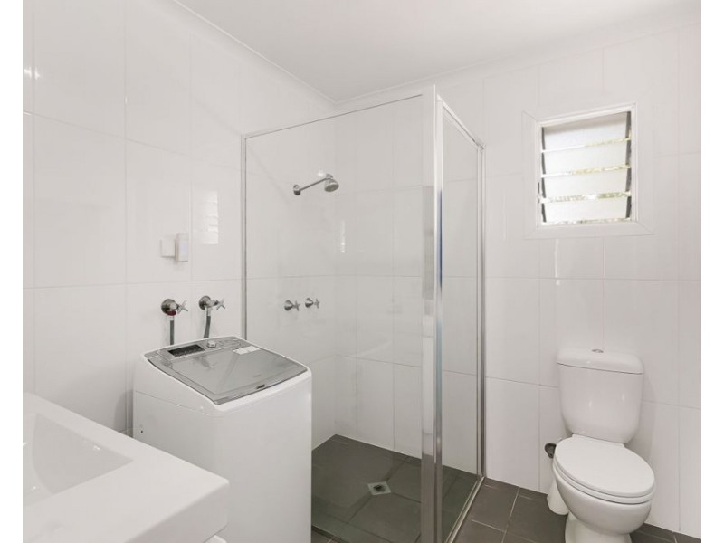 3/9 Douglas Street, Kirra QLD 4225