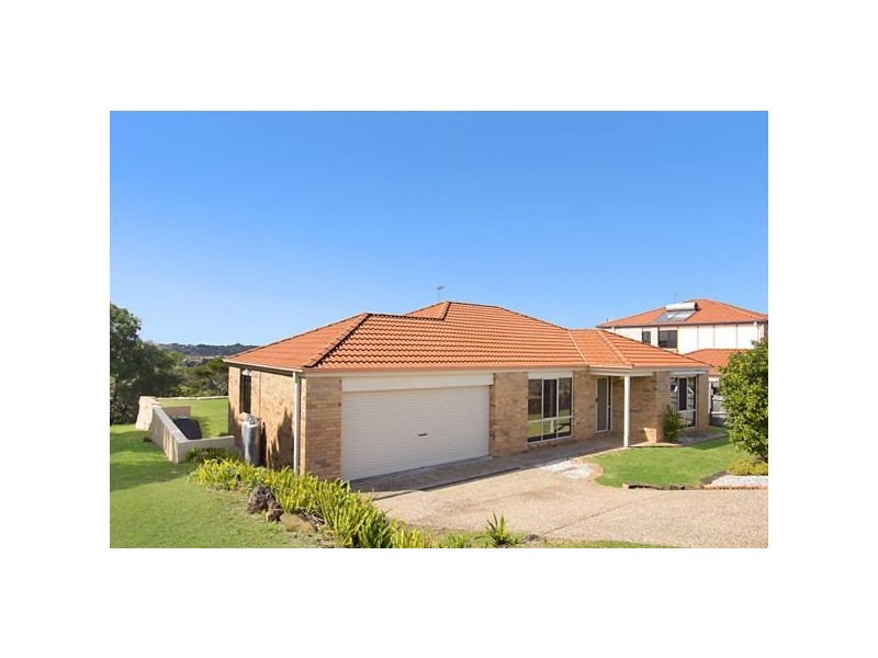 25 Champagne Drive, Tweed Heads South NSW 2486