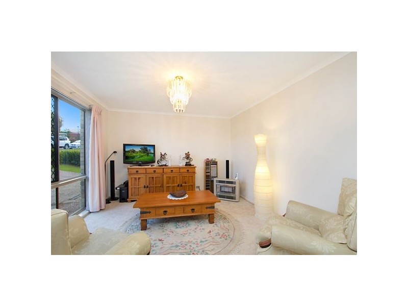 25 Champagne Drive, Tweed Heads South NSW 2486